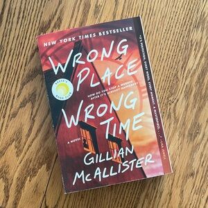 Wrong place wrong time by Gillian McAllister